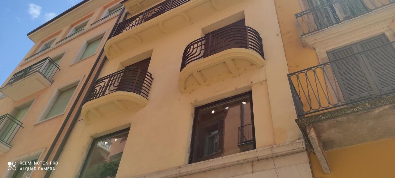 Apartment Centro Storico Verona , Samaritana N.4 Εξωτερικό φωτογραφία